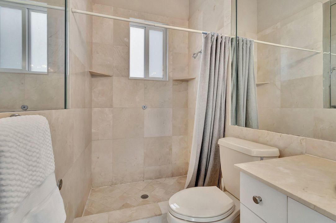 For Sale: $900,000 (4 beds, 3 baths, 2942 Square Feet)