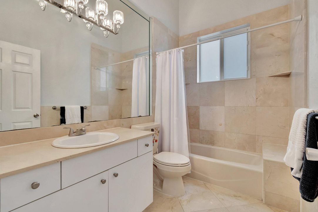 For Sale: $900,000 (4 beds, 3 baths, 2942 Square Feet)