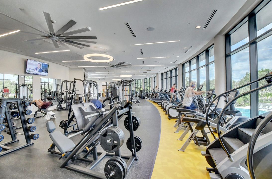 待售: $125,000 (2 贝兹, 2 浴室, 1566 平方英尺)