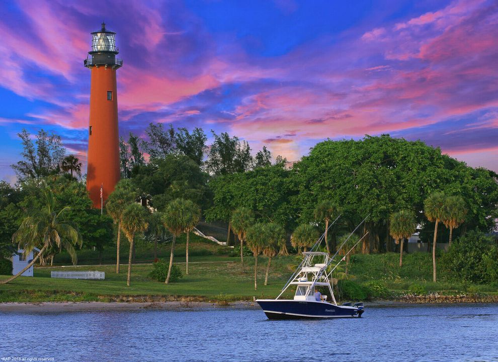 Activo con contrato: $13,000 (3 camas, 3 baños, 2457 Pies cuadrados)