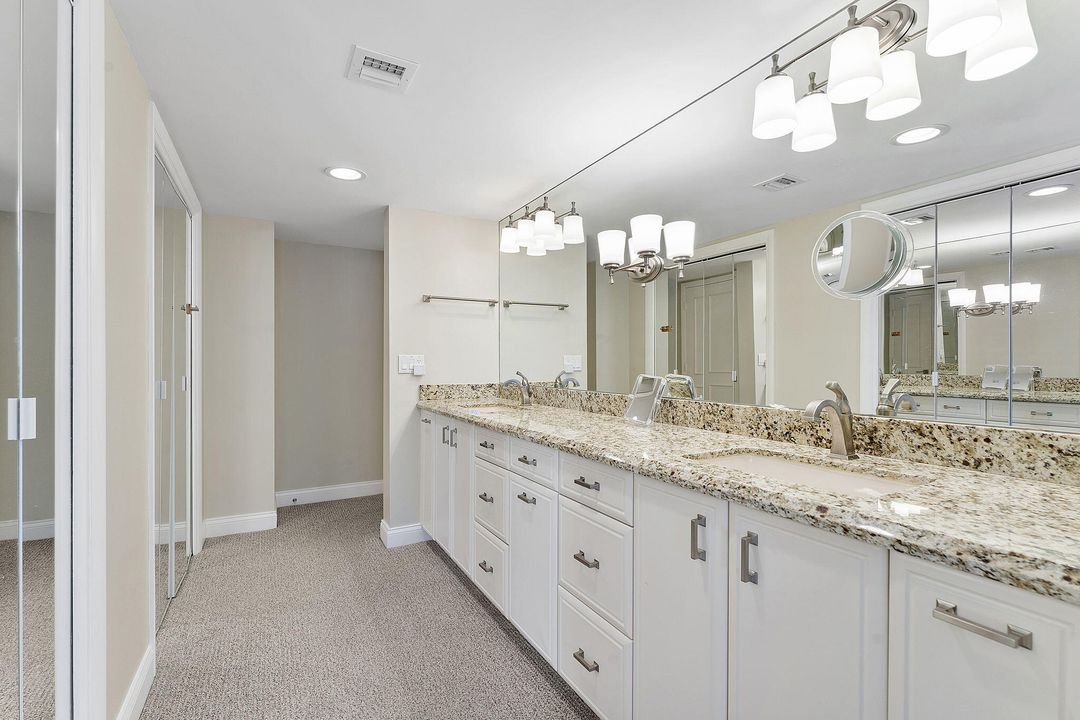 Под контрактом: $15,000 (2 спален, 2 ванн, 1886 Квадратных фут)