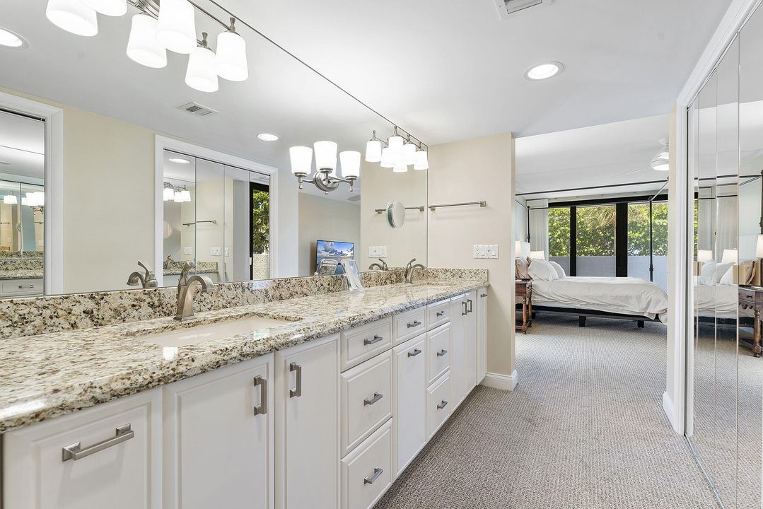 Под контрактом: $15,000 (2 спален, 2 ванн, 1886 Квадратных фут)