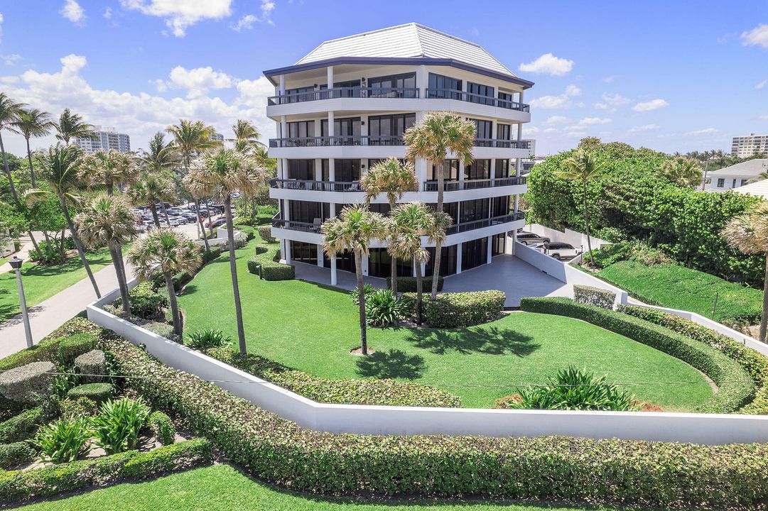 Под контрактом: $15,000 (2 спален, 2 ванн, 1886 Квадратных фут)