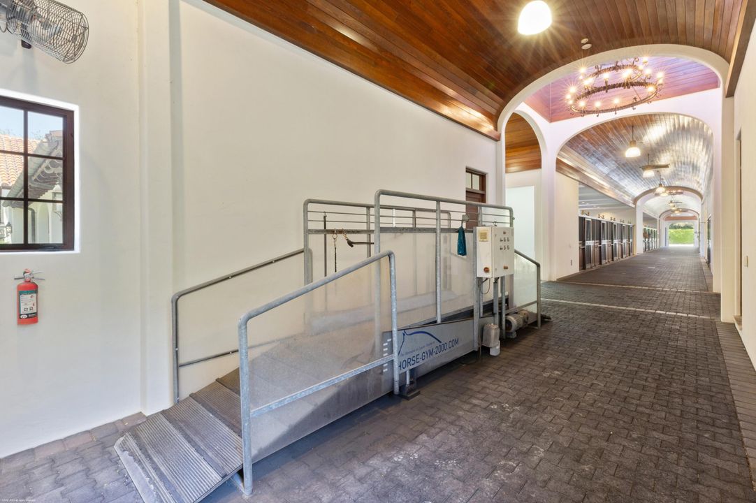 En Venta: $21,500,000 (8 camas, 12 baños, 9544 Pies cuadrados)