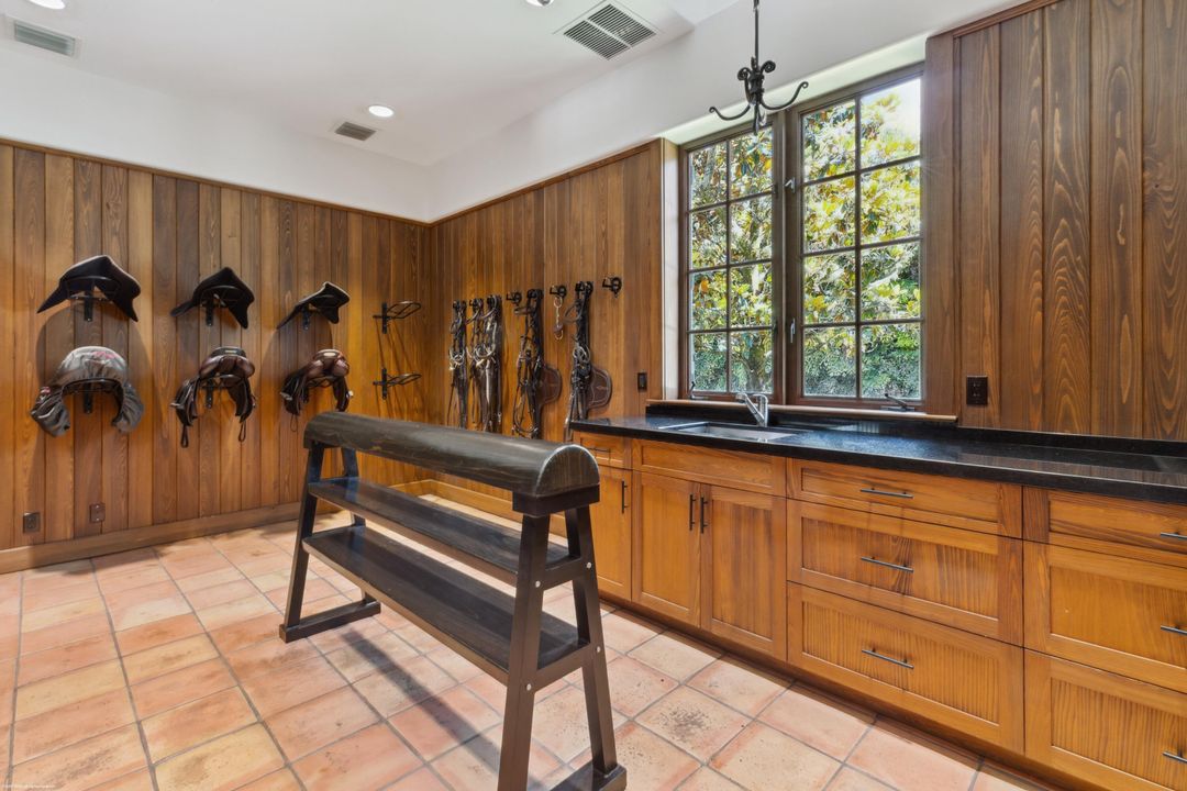 En Venta: $21,500,000 (8 camas, 12 baños, 9544 Pies cuadrados)