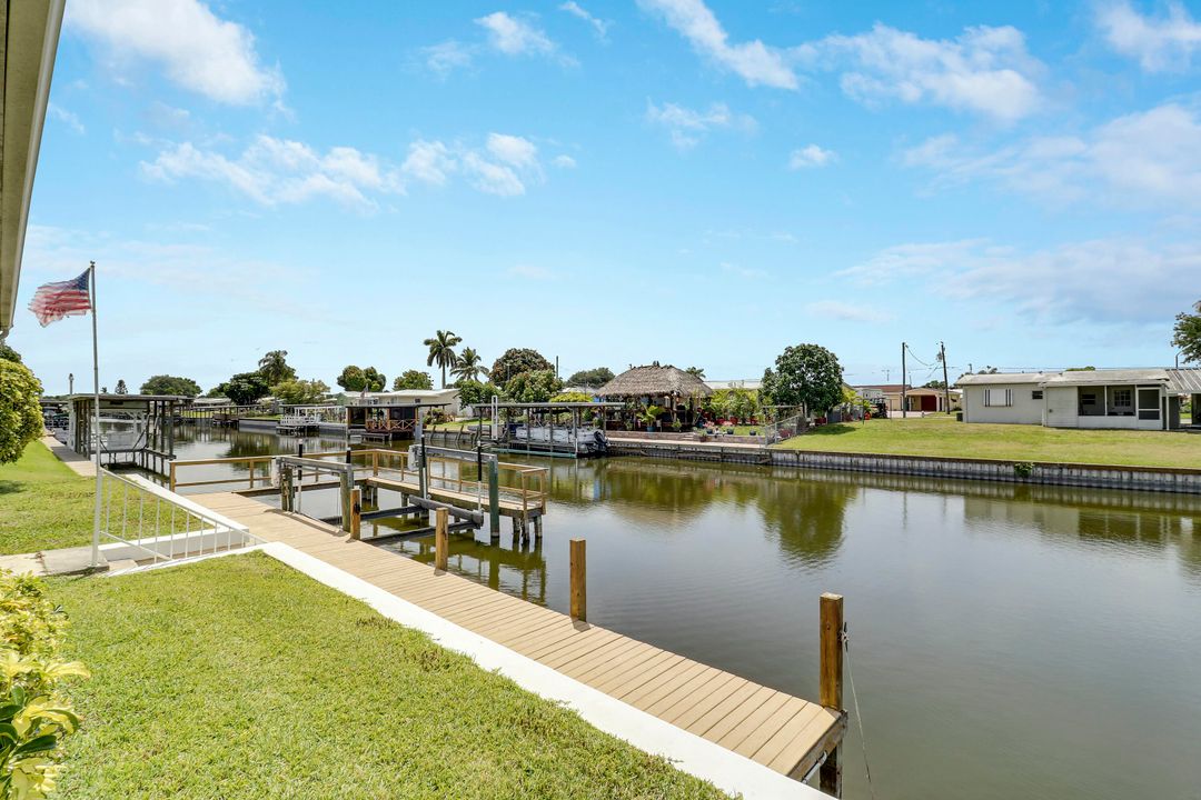 For Sale: $450,000 (3 beds, 2 baths, 1330 Square Feet)