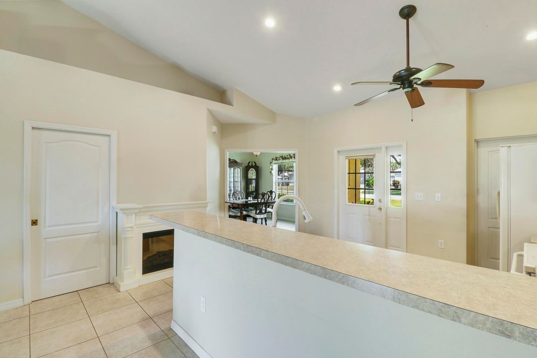 For Sale: $450,000 (3 beds, 2 baths, 1330 Square Feet)