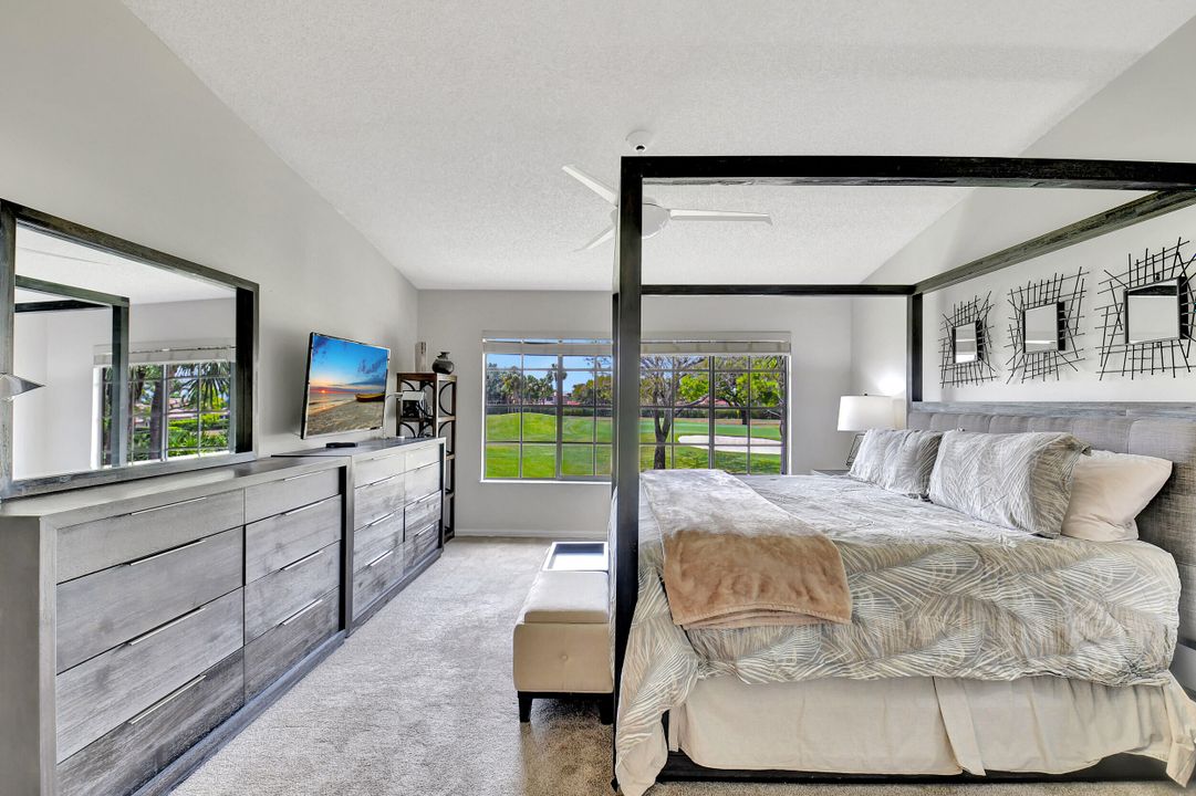 Activo con contrato: $9,500 (2 camas, 2 baños, 1686 Pies cuadrados)