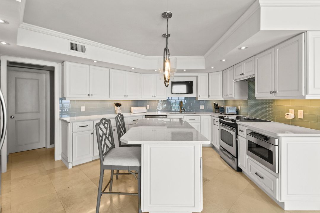 En Renta: $17,500 (3 camas, 3 baños, 2676 Pies cuadrados)