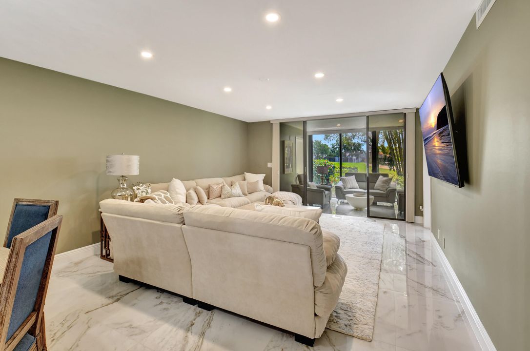 Activo con contrato: $10,500 (2 camas, 2 baños, 1475 Pies cuadrados)