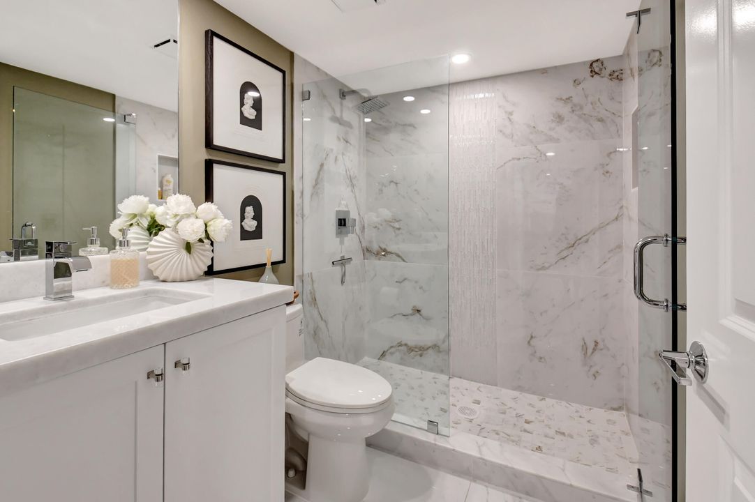 Activo con contrato: $10,500 (2 camas, 2 baños, 1475 Pies cuadrados)