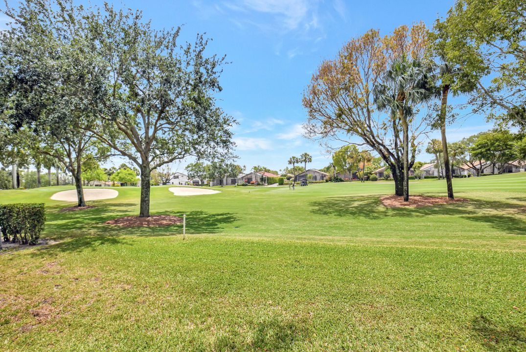 Activo con contrato: $10,500 (2 camas, 2 baños, 1475 Pies cuadrados)