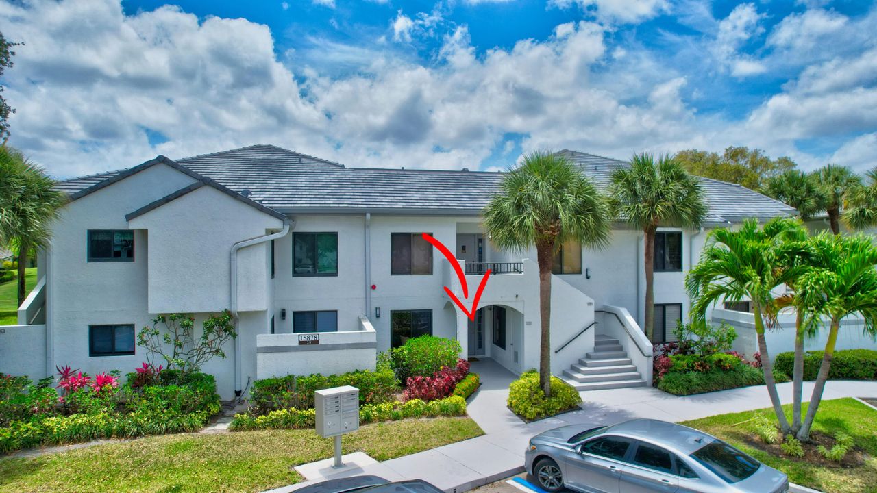 Activo con contrato: $10,500 (2 camas, 2 baños, 1475 Pies cuadrados)