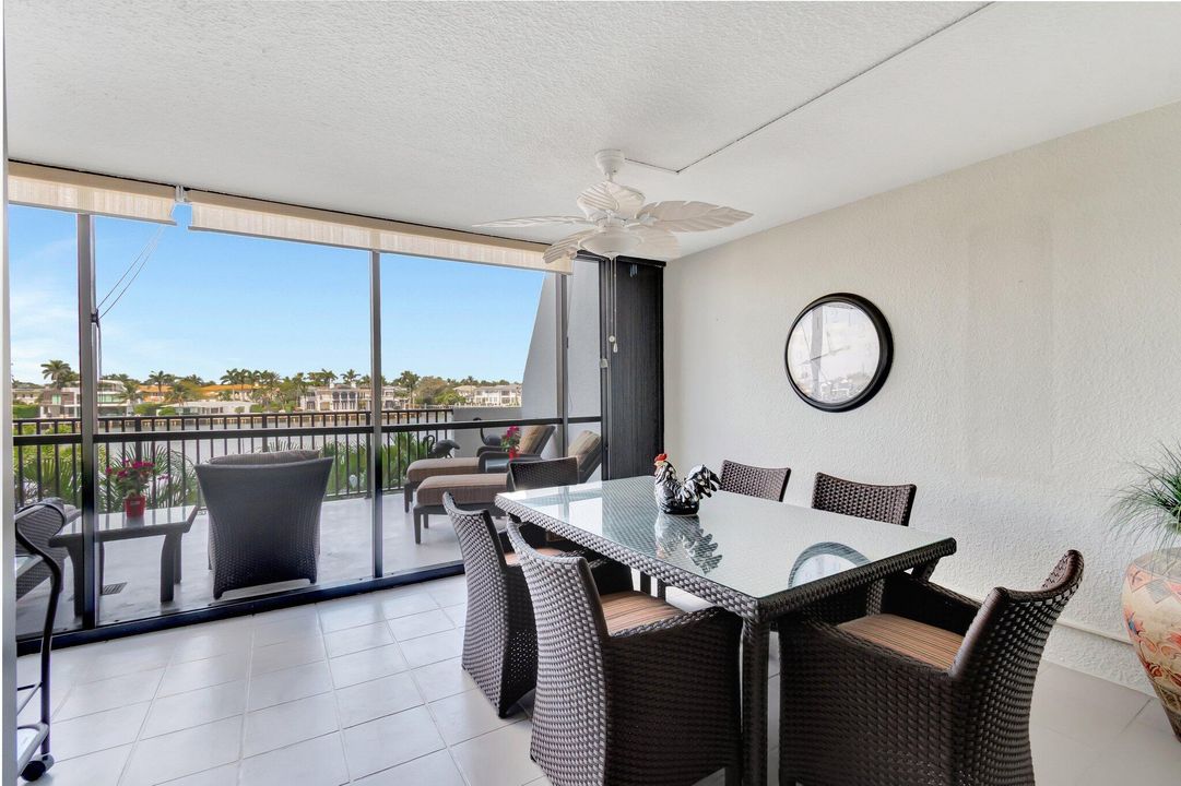 Под контрактом: $1,250,000 (2 спален, 2 ванн, 1452 Квадратных фут)