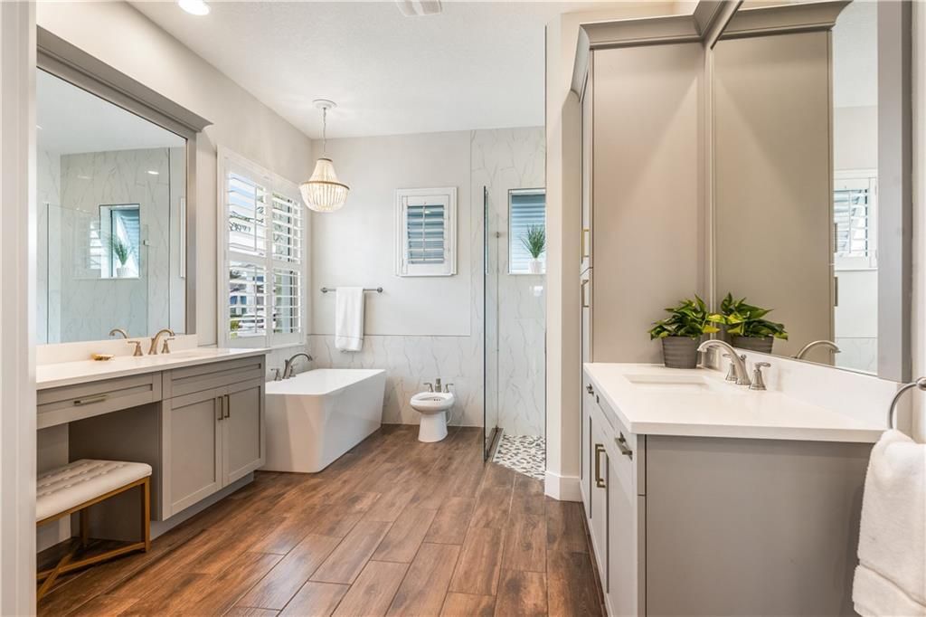 Active With Contract: $1,350,000 (3 beds, 3 baths, 2578 Square Feet)