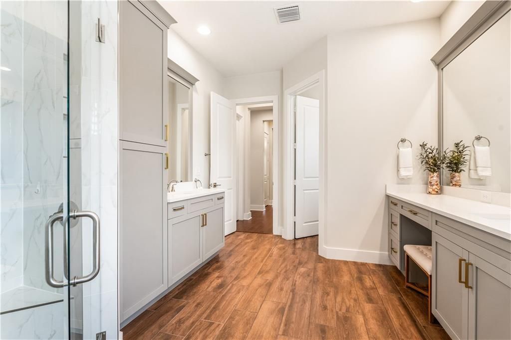 Active With Contract: $1,350,000 (3 beds, 3 baths, 2578 Square Feet)