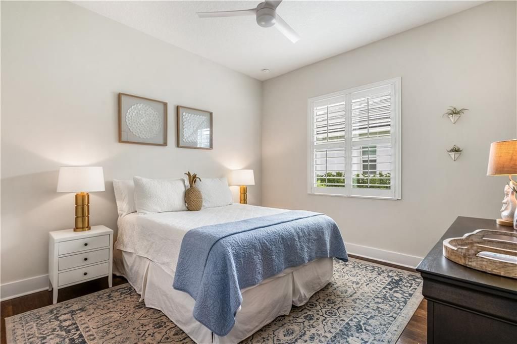 Active With Contract: $1,350,000 (3 beds, 3 baths, 2578 Square Feet)
