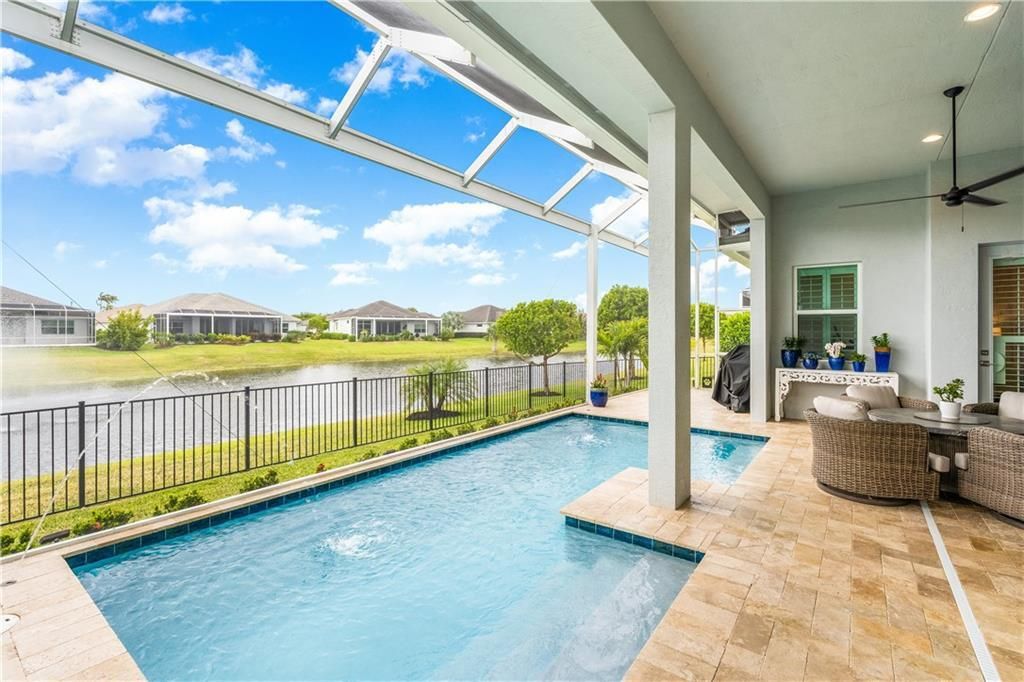 Active With Contract: $1,350,000 (3 beds, 3 baths, 2578 Square Feet)