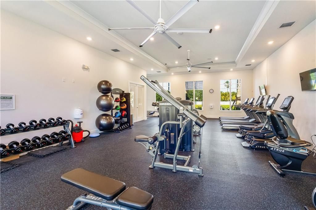 Active With Contract: $1,350,000 (3 beds, 3 baths, 2578 Square Feet)