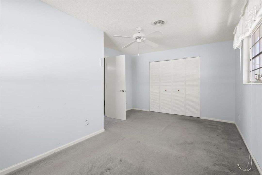 En Venta: $1,250,000 (3 camas, 2 baños, 1786 Pies cuadrados)
