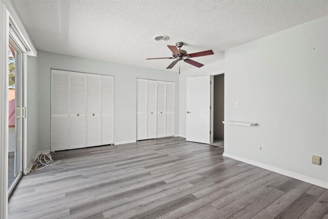 En Venta: $1,250,000 (3 camas, 2 baños, 1786 Pies cuadrados)