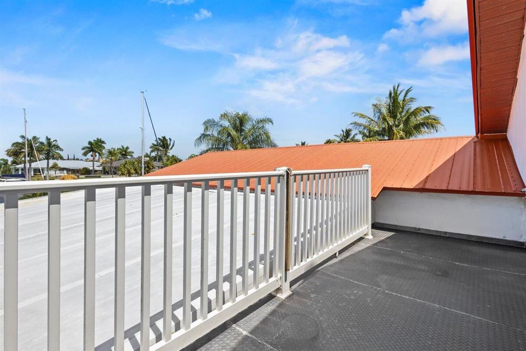 En Venta: $1,250,000 (3 camas, 2 baños, 1786 Pies cuadrados)