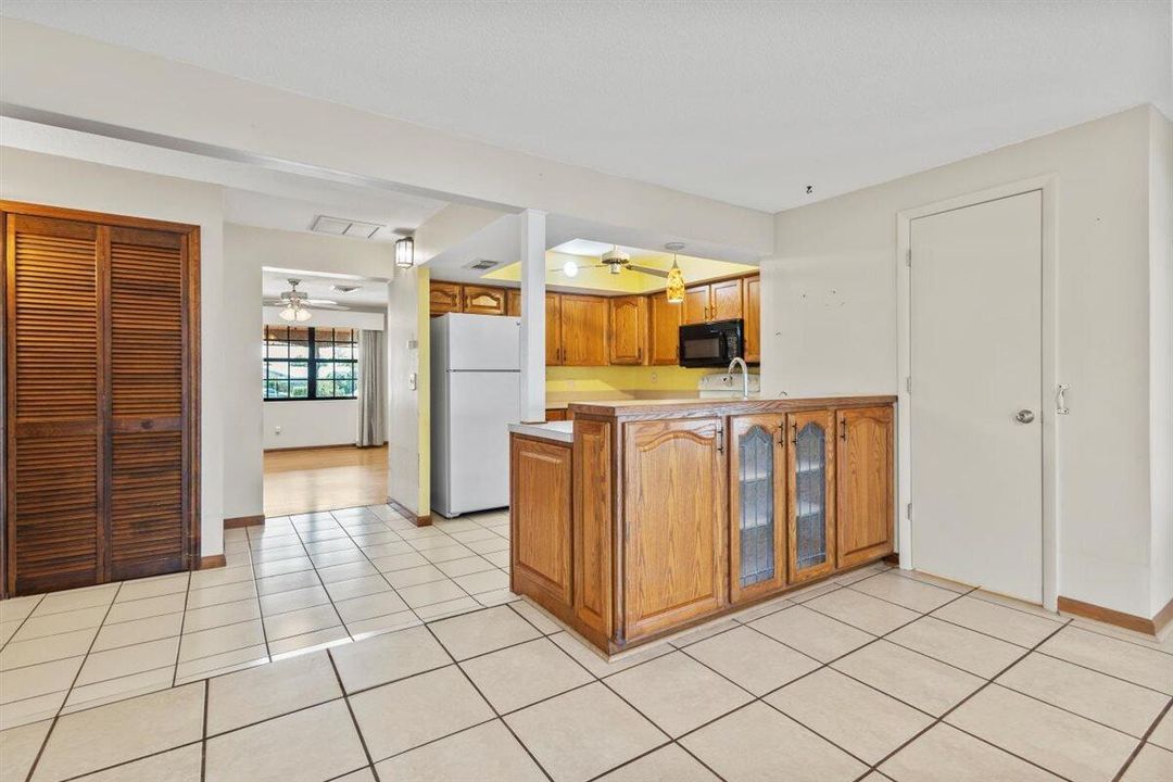 En Venta: $1,250,000 (3 camas, 2 baños, 1786 Pies cuadrados)