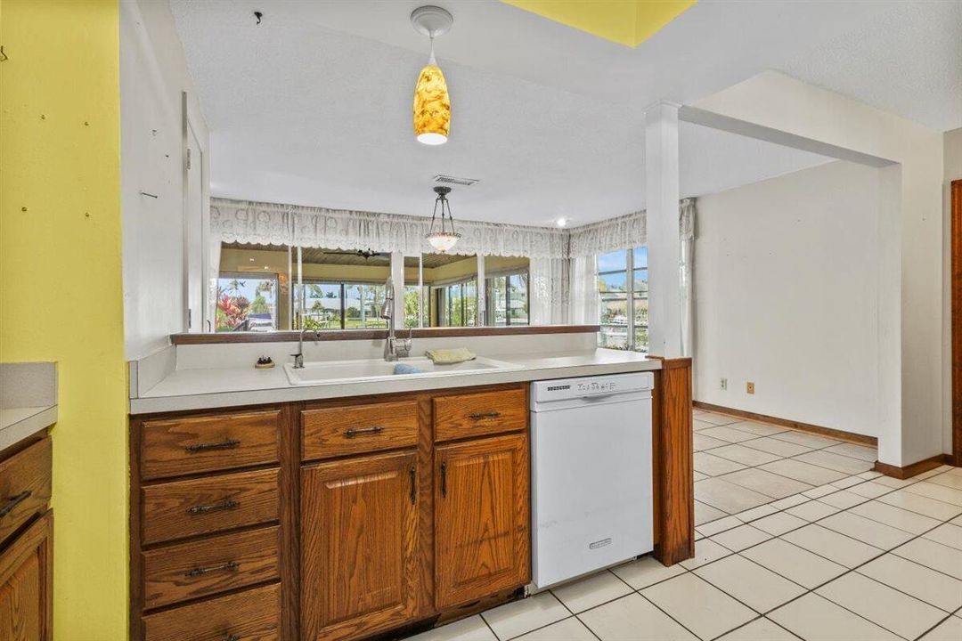 En Venta: $1,250,000 (3 camas, 2 baños, 1786 Pies cuadrados)