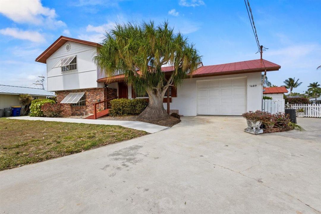 En Venta: $1,250,000 (3 camas, 2 baños, 1786 Pies cuadrados)