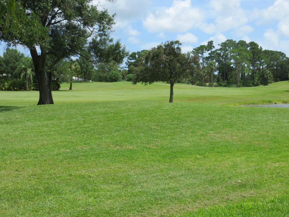 For Sale: $399,900 (3 beds, 2 baths, 2017 Square Feet)