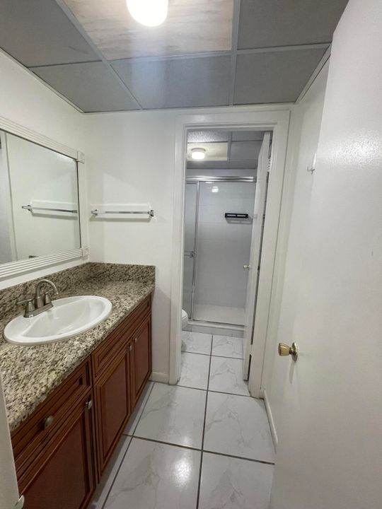 Activo con contrato: $260,000 (3 camas, 2 baños, 1286 Pies cuadrados)