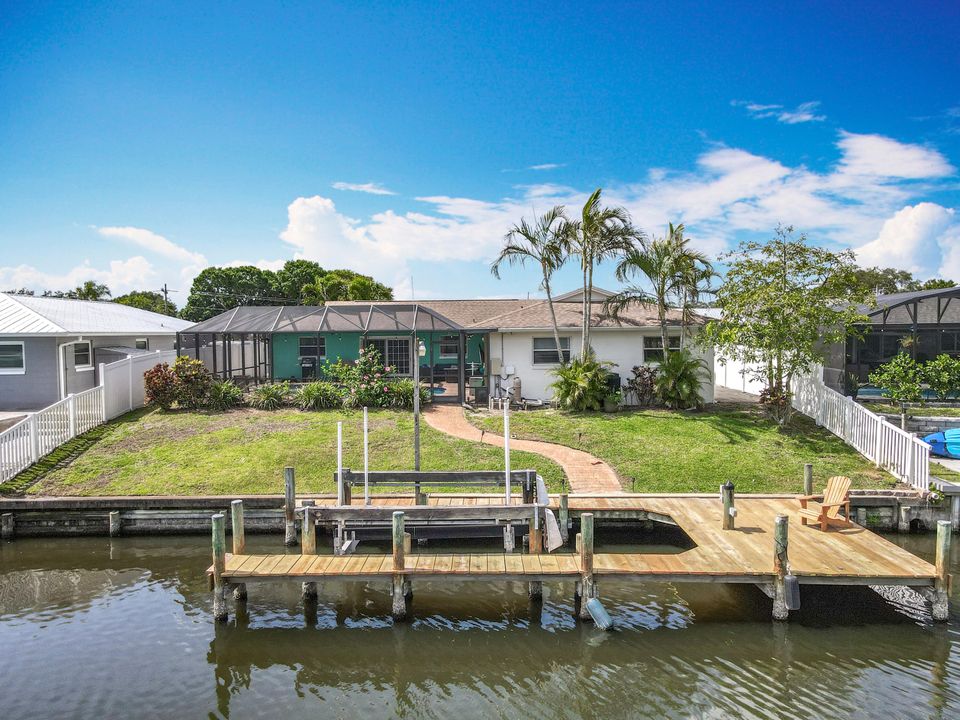 En Venta: $635,000 (4 camas, 2 baños, 1840 Pies cuadrados)