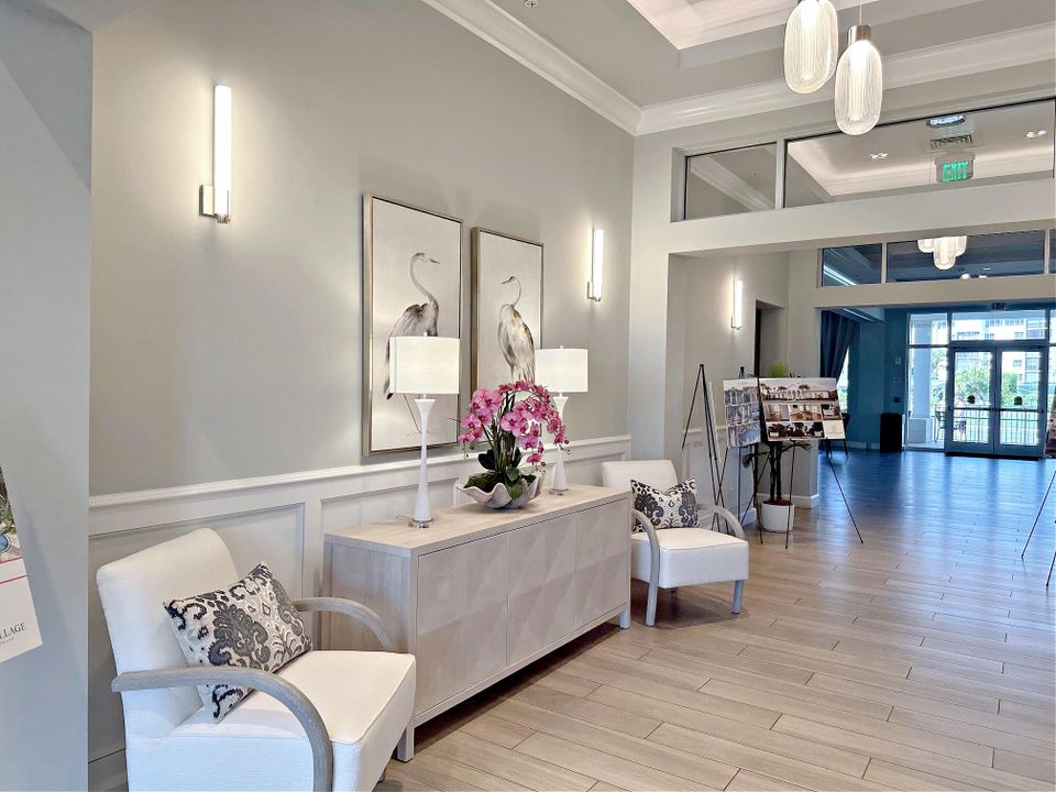 Activo con contrato: $219,000 (1 camas, 1 baños, 885 Pies cuadrados)