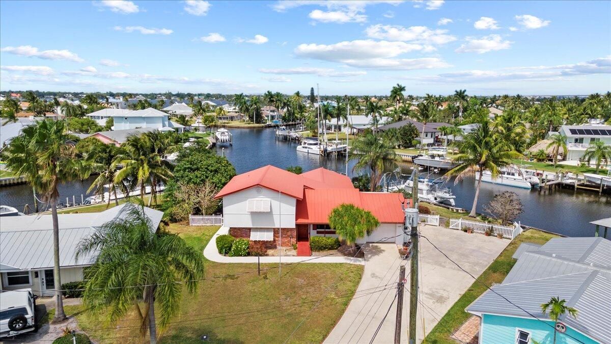 En Venta: $1,250,000 (3 camas, 2 baños, 1786 Pies cuadrados)