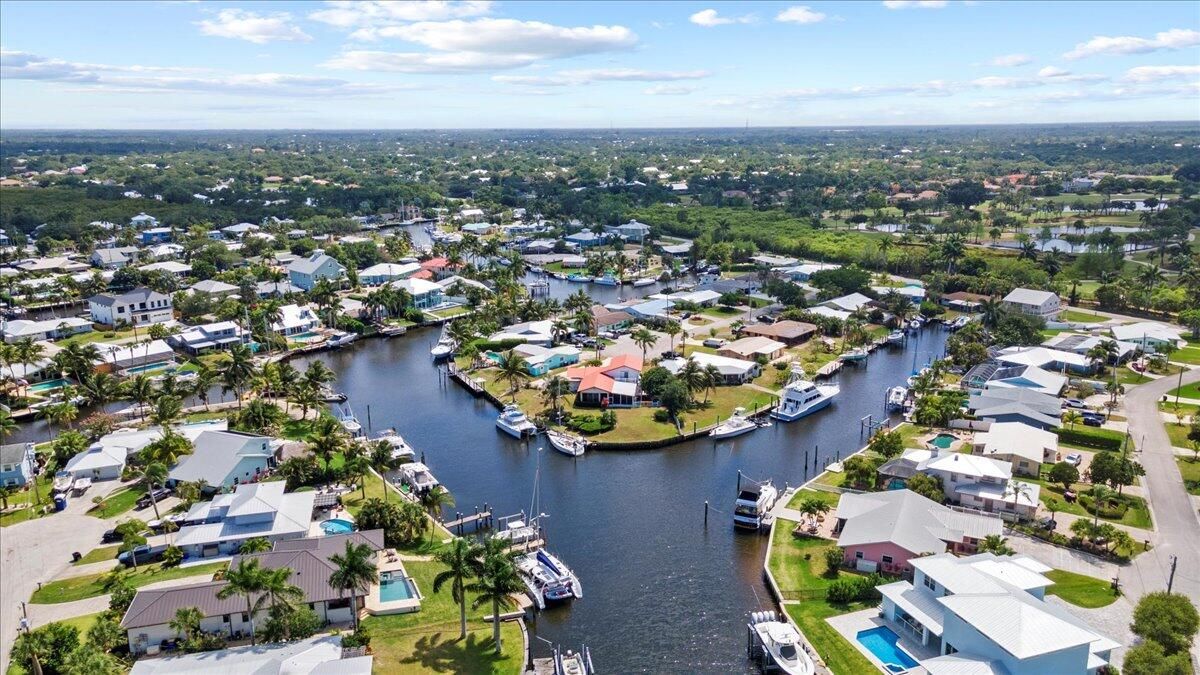 En Venta: $1,250,000 (3 camas, 2 baños, 1786 Pies cuadrados)