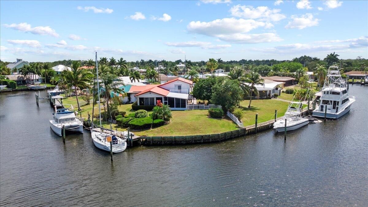 En Venta: $1,250,000 (3 camas, 2 baños, 1786 Pies cuadrados)