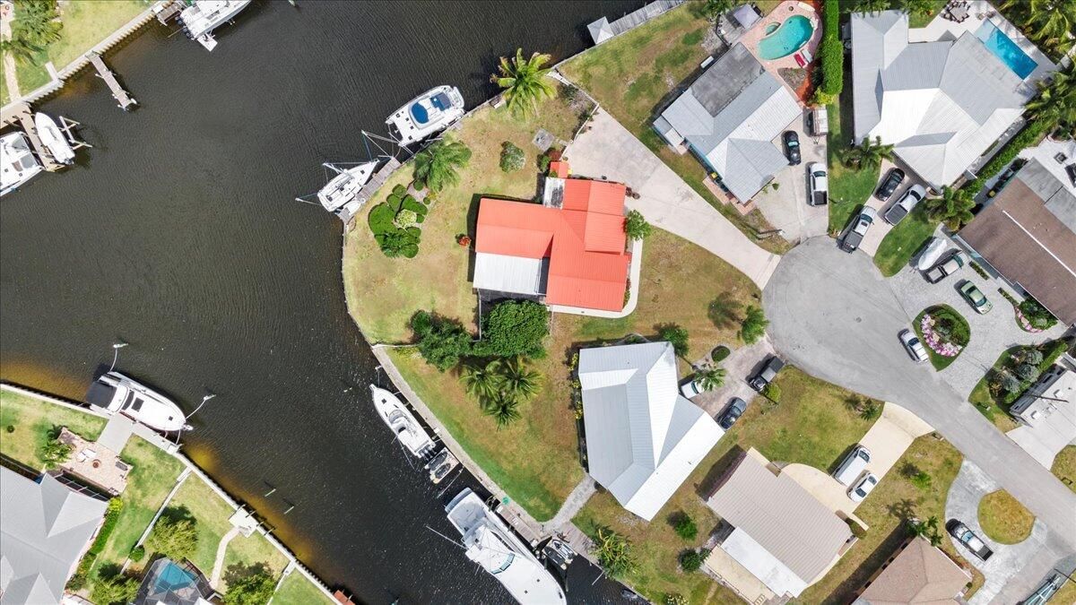 En Venta: $1,250,000 (3 camas, 2 baños, 1786 Pies cuadrados)