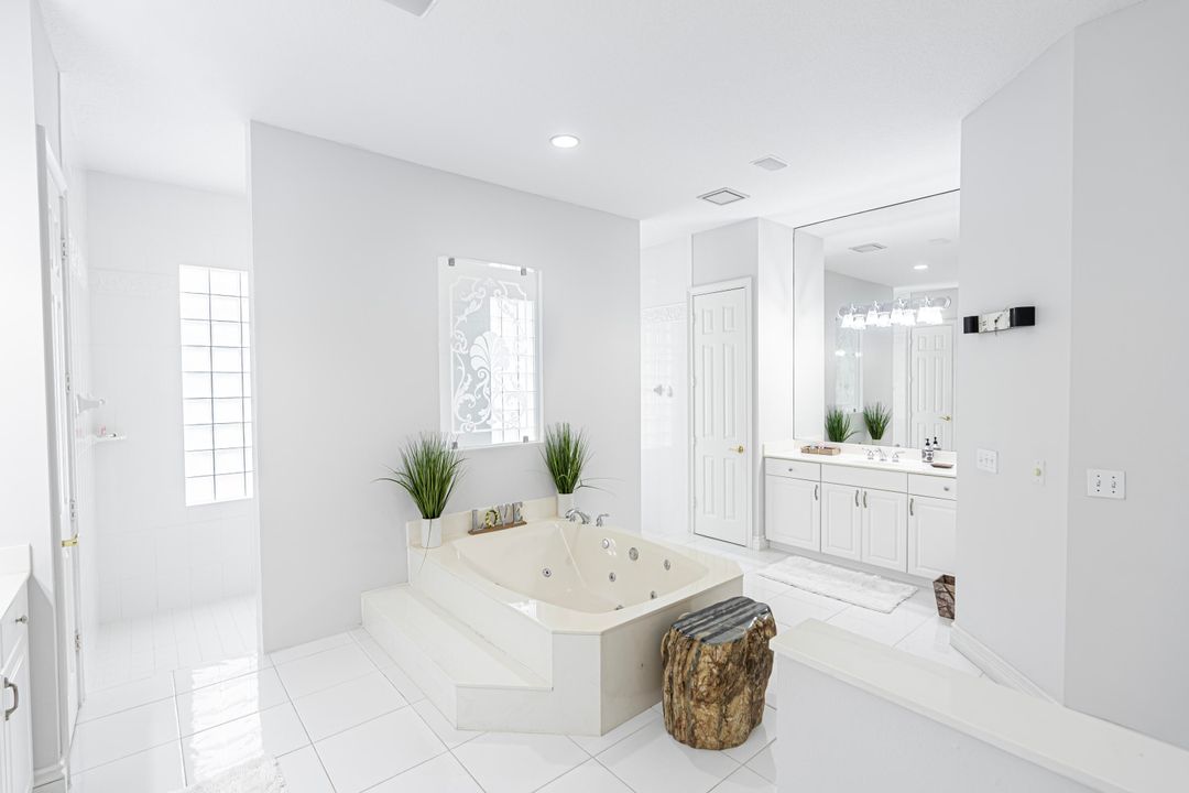 В аренду: $20,000 (5 спален, 4 ванн, 3598 Квадратных фут)