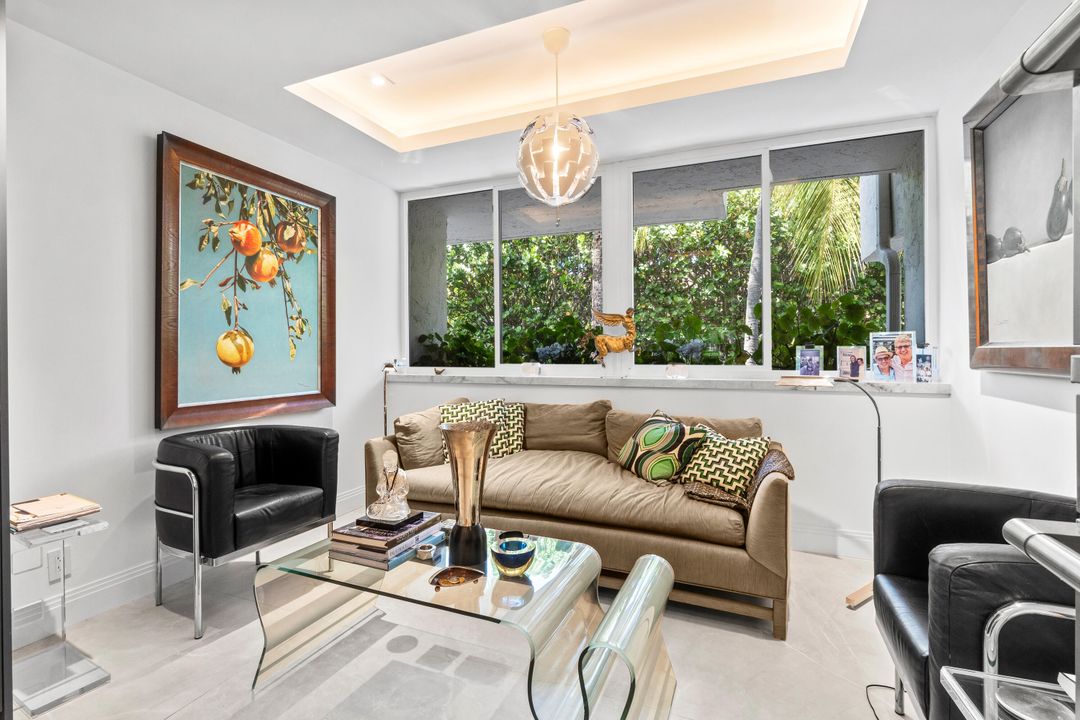 For Rent: $28,500 (3 beds, 2 baths, 2810 Square Feet)