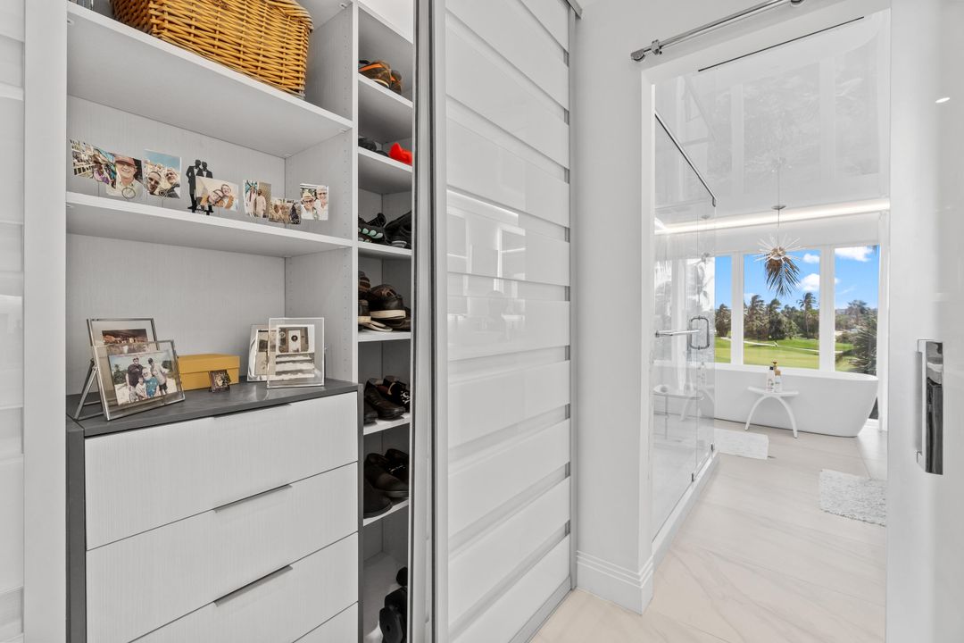 For Rent: $28,500 (3 beds, 2 baths, 2810 Square Feet)