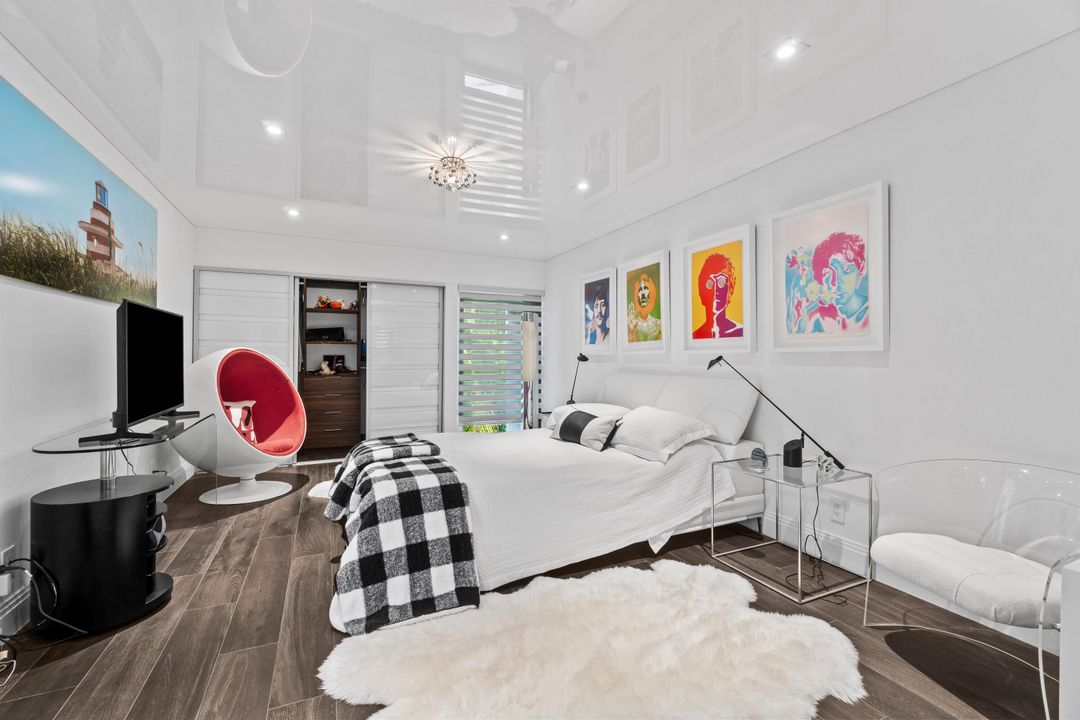 For Rent: $28,500 (3 beds, 2 baths, 2810 Square Feet)