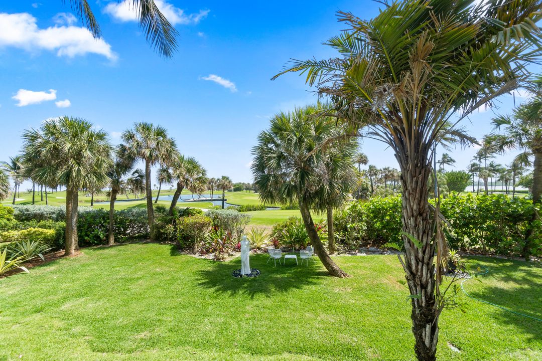 For Rent: $28,500 (3 beds, 2 baths, 2810 Square Feet)