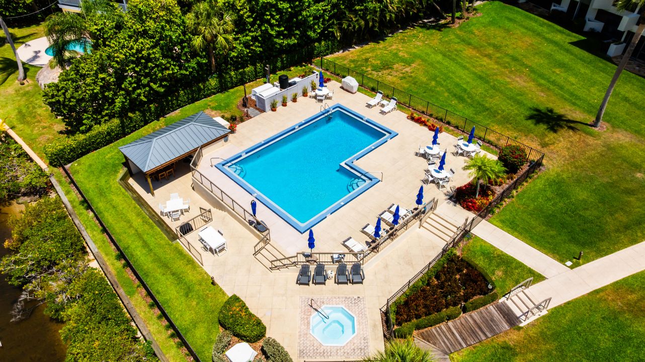 For Rent: $5,150 (2 beds, 2 baths, 1417 Square Feet)