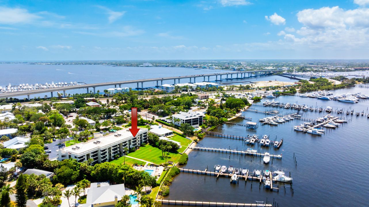 For Rent: $5,150 (2 beds, 2 baths, 1417 Square Feet)