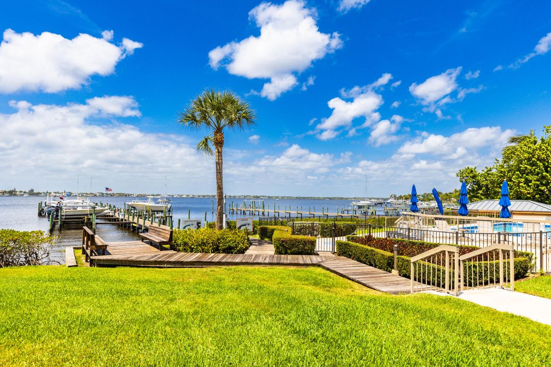 For Rent: $5,150 (2 beds, 2 baths, 1417 Square Feet)