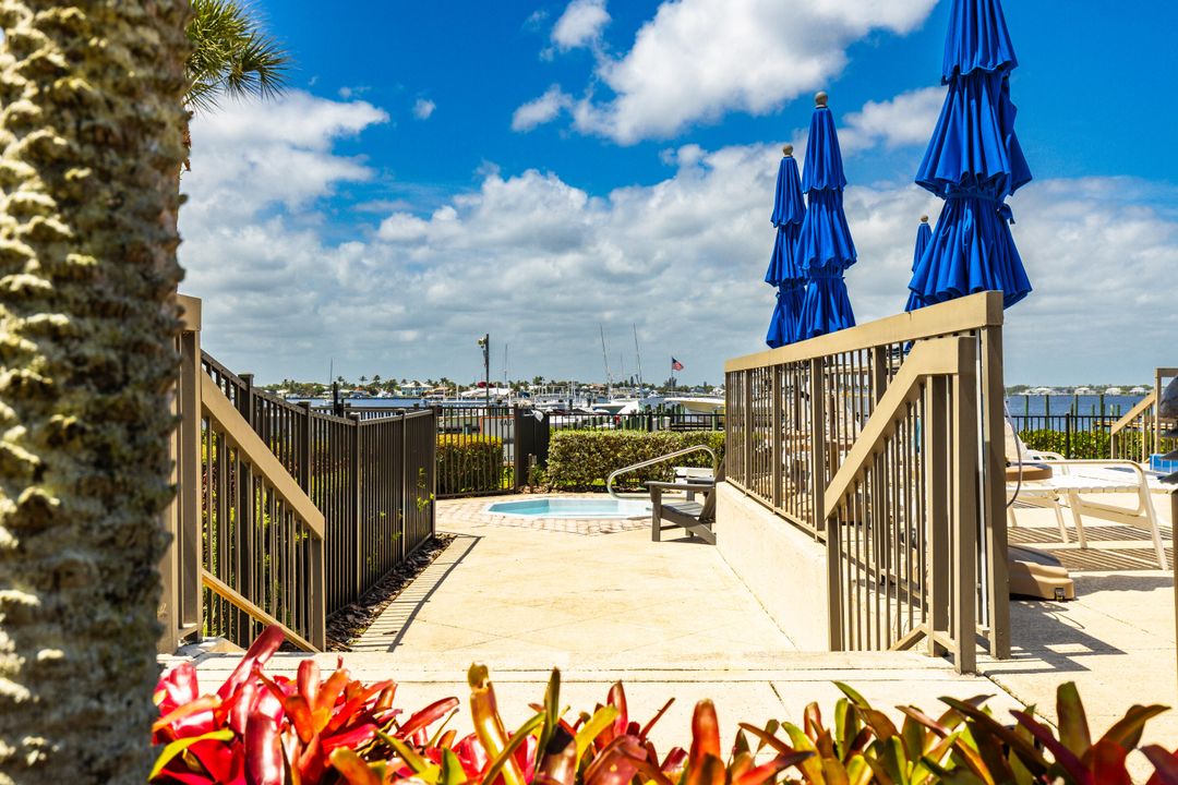 For Rent: $5,150 (2 beds, 2 baths, 1417 Square Feet)