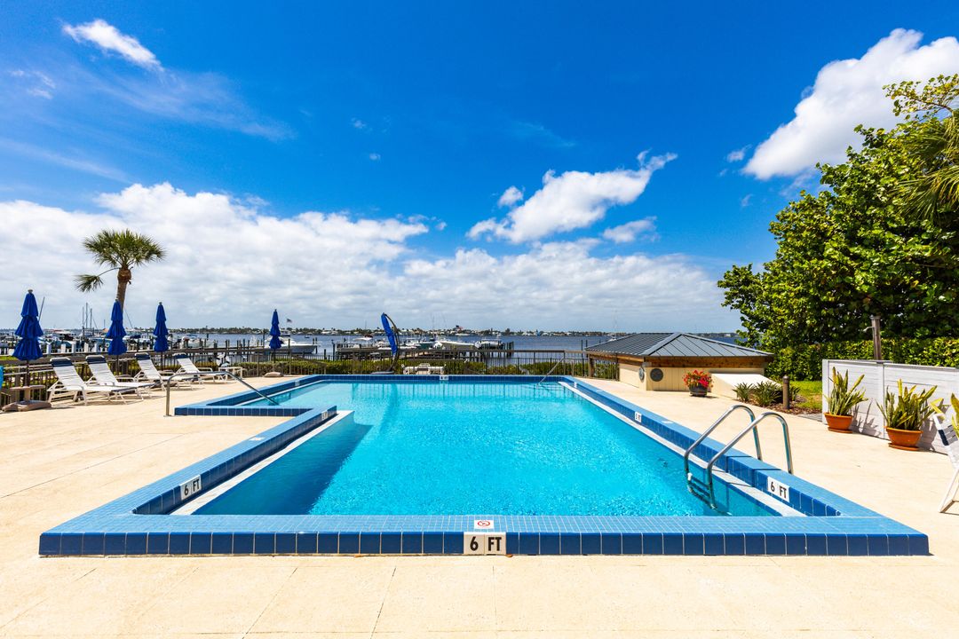 For Rent: $5,150 (2 beds, 2 baths, 1417 Square Feet)