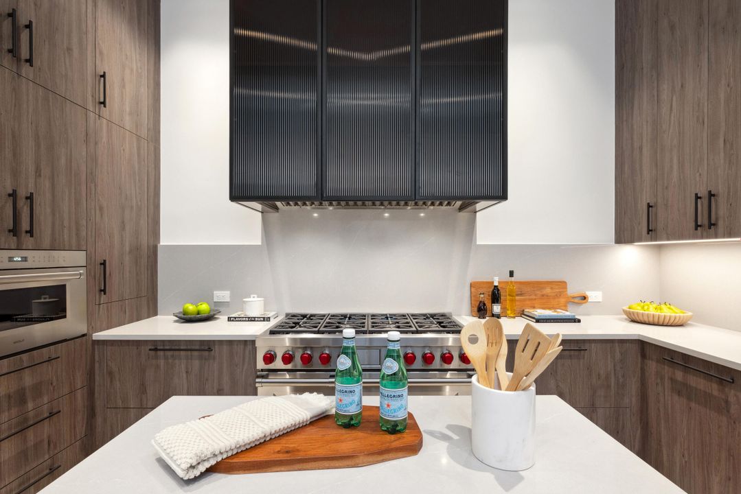 En Venta: $38,500,000 (7 camas, 8 baños, 10706 Pies cuadrados)