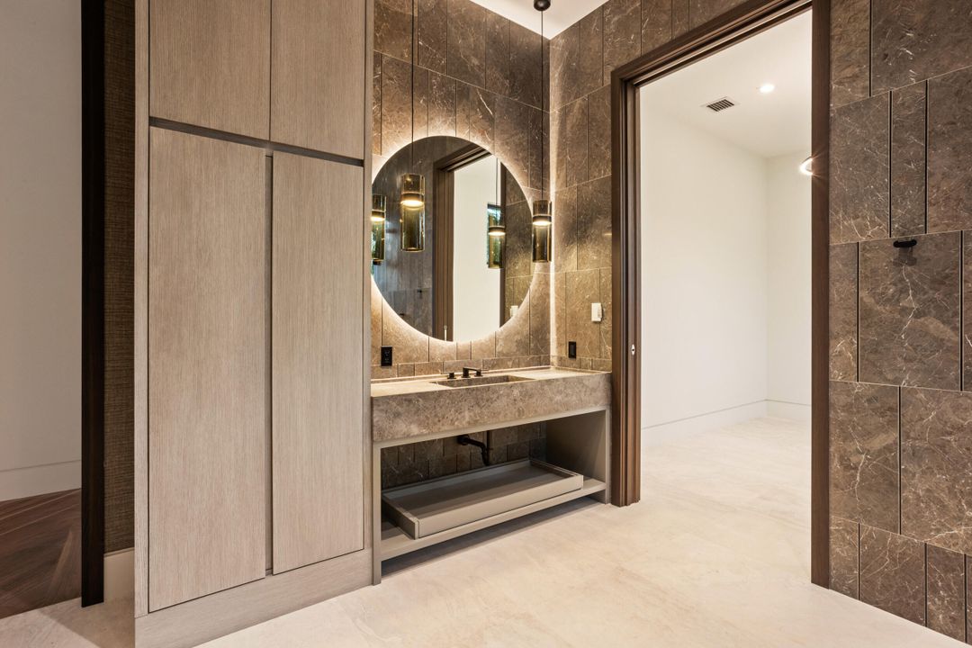 En Venta: $38,500,000 (7 camas, 8 baños, 10706 Pies cuadrados)