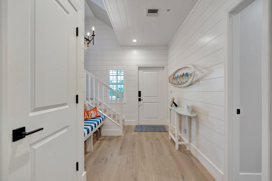 For Sale: $3,100,000 (3 beds, 3 baths, 2825 Square Feet)